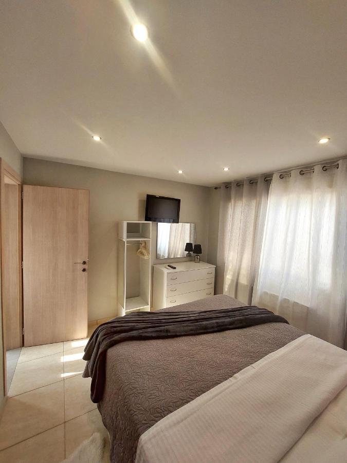 Maxim Apartment Candia Esterno foto